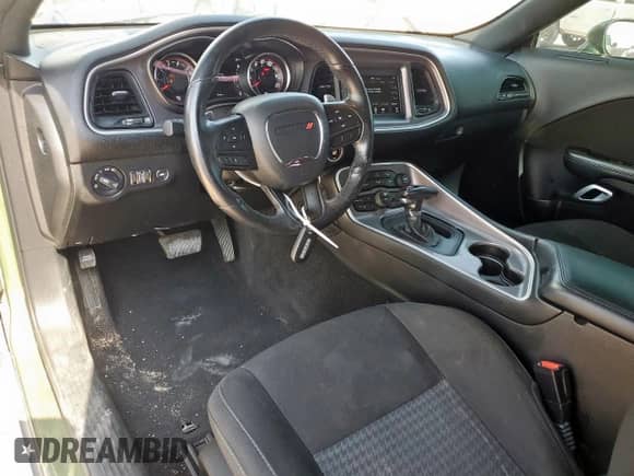 2022 Dodge Challenger GT с VIN 2C3CDZJG6NH226598, выставлен на аукционе Copart как лот 68966695 с пробегом 48 248 миль миль и Списание • Salvage title. История ставок и продаж доступна на DreamBid. Изображение 8.