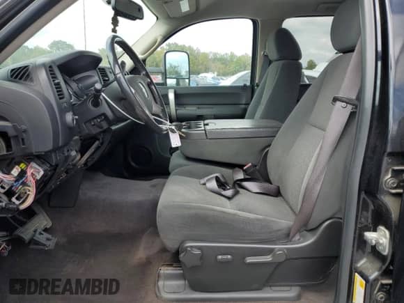 2008 Chevrolet Silverado 2500HD LTZ с VIN 1GCHK23K28F206659, выставлен на аукционе Copart как лот 85750585 с пробегом 128 052 миль миль и Списание • Salvage title. История ставок и продаж доступна на DreamBid. Изображение 7.