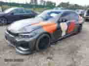 2022 BMW 3 Series M340i xDrive z VIN 3MW5U9J01N8C50466, wystawiony jako IAAI lot #43221461 z przebiegiem 42 914 mil mil oraz . Historia ofert i sprzedaży dostępna na DreamBid. Obrazek 2.