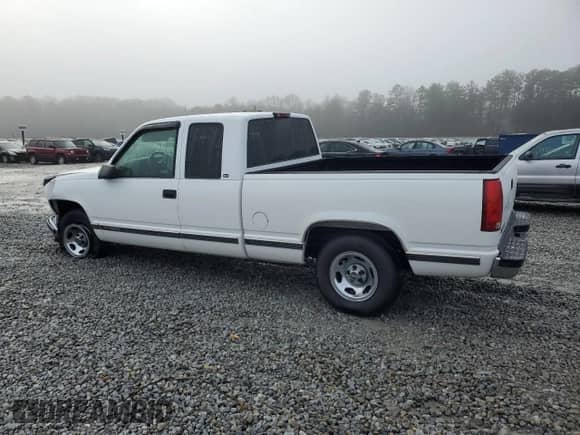 1998 GMC Sierra 1500 с VIN 2GTEC19R9W1535037, выставлен на аукционе Copart как лот 45020785 с пробегом 168 082 миль миль и Списание • Salvage title. История ставок и продаж доступна на DreamBid. Изображение 2.