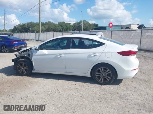 2018 Hyundai Elantra SEL с VIN 5NPD84LF5JH319612, выставлен на аукционе IAAI как лот 43408781 с пробегом 83 318 миль миль и . История ставок и продаж доступна на DreamBid. Изображение 15.