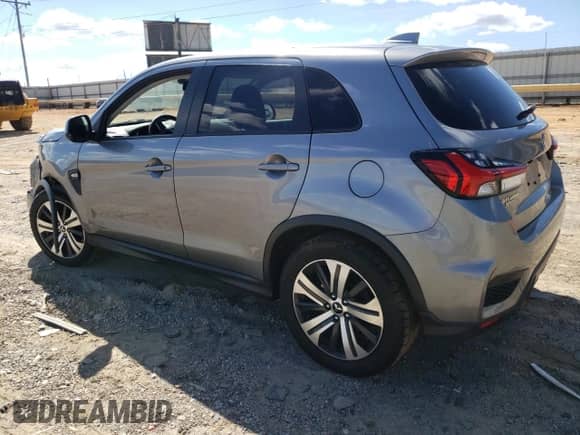 2021 Mitsubishi Outlander ES с VIN JA4APUAU2MU035804, выставлен на аукционе Copart как лот 81283055 с пробегом 84 732 миль миль и Списание • Salvage title. История ставок и продаж доступна на DreamBid. Изображение 2.