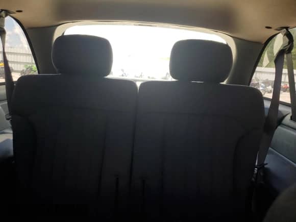 2005 Chevrolet Blazer z VIN 1GNCS18X35K106637, wystawiony jako Copart lot #55998405 z przebiegiem 197 709 mil mil oraz Szkoda całkowita • Salvage title. Historia ofert i sprzedaży dostępna na DreamBid. Obrazek 10.