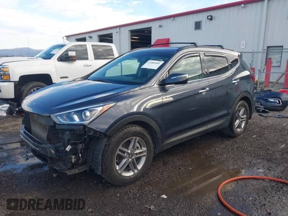 2017 Hyundai Santa Fe 2.4L with VIN 5NMZUDLB5HH024399, listed as a IAAI auction lot 43508981 with 46,017 mi miles and . Bid and sale history available at DreamBid. Image 2.