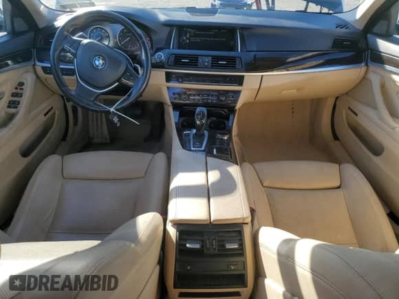 2014 BMW 5 Series 550i xDrive с VIN WBAKP9C59ED693440, выставлен на аукционе Copart как лот 82652705 с пробегом 116 007 миль миль и Чистый • Clean title. История ставок и продаж доступна на DreamBid. Изображение 8.