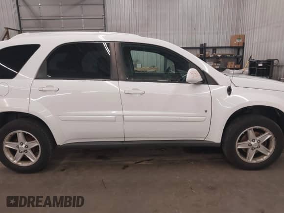 2006 Chevrolet Equinox LT с VIN 2CNDL63F766034816, выставлен на аукционе IAAI как лот 42875308 с пробегом 384 997 миль миль и . История ставок и продаж доступна на DreamBid. Изображение 14.