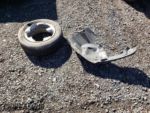 2021 Jeep Compass Latitude с VIN 3C4NJDBB6MT584311, выставлен на аукционе Copart как лот 80891845 с пробегом 64 390 миль миль и Списание • Salvage title. История ставок и продаж доступна на DreamBid. Изображение 13.