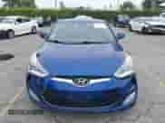 2015 Hyundai Veloster z VIN KMHTC6AD0FU243328, wystawiony jako IAAI lot #42439313 z przebiegiem 96 997 mil mil oraz . Historia ofert i sprzedaży dostępna na DreamBid. Obrazek 12.