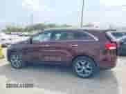 2017 Kia Sorento SXL с VIN 5XYPK4A53HG254253, выставлен на аукционе IAAI как лот 41729210 с пробегом 52 119 миль миль и . История ставок и продаж доступна на DreamBid. Изображение 14.