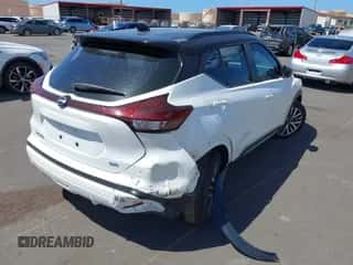 2024 Nissan Kicks SR с VIN 3N1CP5DV6RL535820, выставлен на аукционе IAAI как лот 43188034 с пробегом 6 519 миль миль и . История ставок и продаж доступна на DreamBid. Изображение 6.