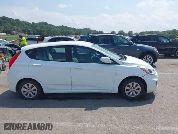 2017 Hyundai Accent SE с VIN KMHCT5AE6HU319656, выставлен на аукционе IAAI как лот 43025911 с пробегом 112 411 миль миль и . История ставок и продаж доступна на DreamBid. Изображение 13.