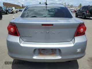 2013 Dodge Avenger SE с VIN 1C3CDZAB3DN650976, выставлен на аукционе Copart как лот 70727985 с пробегом 142 228 миль миль и Списание • Salvage title. История ставок и продаж доступна на DreamBid. Изображение 6.