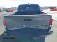2021 Toyota Tacoma SR5 z VIN 3TMAZ5CN0MM140633, wystawiony jako IAAI lot #41365986 z przebiegiem 47 234 mil mil oraz . Historia ofert i sprzedaży dostępna na DreamBid. Obrazek 16.