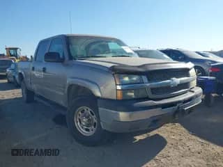 2003 Chevrolet Silverado 1500HD LS z VIN 1GCGC13U73F142440, wystawiony jako IAAI lot #43456872 z przebiegiem 269 072 mil mil oraz . Historia ofert i sprzedaży dostępna na DreamBid. Obrazek 1.