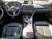 2017 BMW 3 Series 330i z VIN WBA8B9G59HNU48557, wystawiony jako Copart lot #81711665 z przebiegiem 98 931 mil mil oraz Czysty tytuł • Clean title. Historia ofert i sprzedaży dostępna na DreamBid. Obrazek 8.