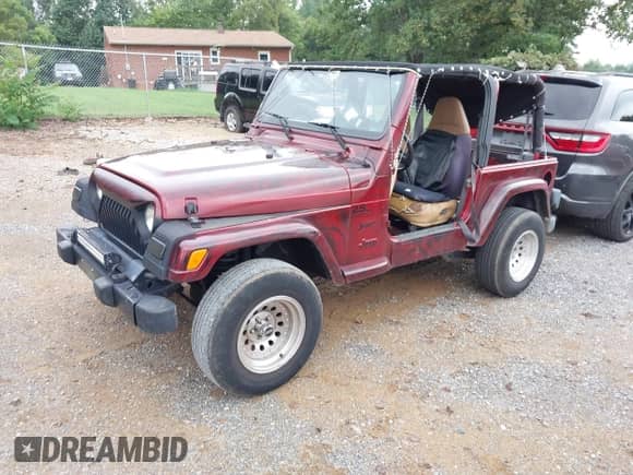 1998 Jeep Wrangler SE with VIN 1J4FY29PXWP794854, listed as a IAAI auction lot 42929258 with 235,517 mi miles and . Bid and sale history available at DreamBid. Image 18.