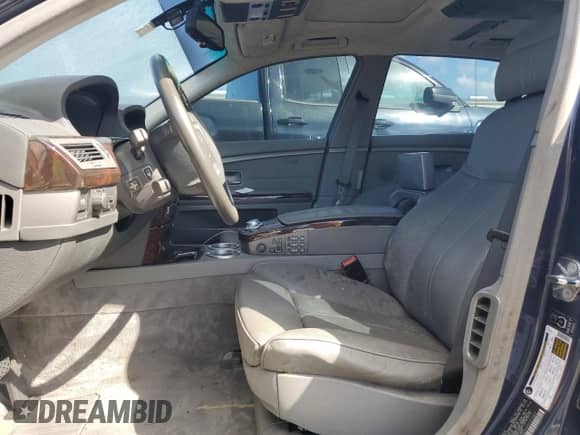 2005 BMW 7 Series с VIN WBAGN83545DK11401, выставлен на аукционе Copart как лот 75114144 с пробегом Не указан миль и Списание • Salvage title. История ставок и продаж доступна на DreamBid. Изображение 7.