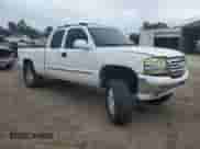 2004 GMC Sierra 1500 SLE with VIN 1GTEK19V54Z174412, listed as a Copart auction lot 84922904 with 342,686 mi miles and Salvage title. Bid and sale history available at DreamBid. Image 4.
