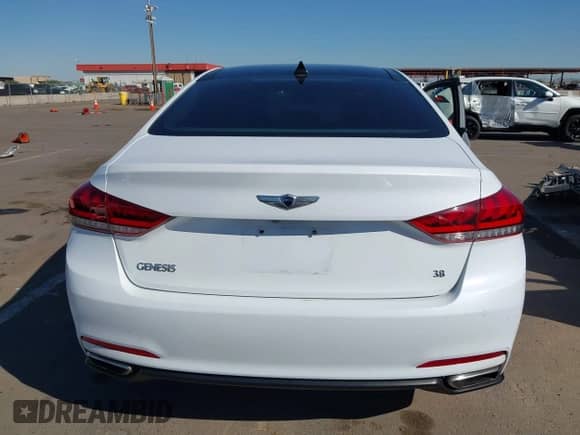 2015 Hyundai Genesis 3.8L с VIN KMHGN4JE8FU046125, выставлен на аукционе IAAI как лот 43289503 с пробегом 183 035 миль миль и . История ставок и продаж доступна на DreamBid. Изображение 16.