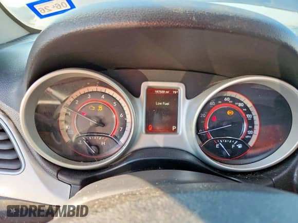 2017 Dodge Journey SXT with VIN 3C4PDCBBXHT554812, listed as a Copart auction lot 81850995 with 187,029 mi miles and Clean title. Bid and sale history available at DreamBid. Image 9.