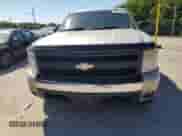 2007 Chevrolet Silverado 1500 1LT z VIN 2GCEC13C871654610, wystawiony jako Copart lot #70802565 z przebiegiem 228 225 mil mil oraz Czysty tytuł • Clean title. Historia ofert i sprzedaży dostępna na DreamBid. Obrazek 5.