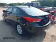 2013 Hyundai Elantra GLS z VIN KMHDH4AEXDU656597, wystawiony jako IAAI lot #42389315 z przebiegiem 173 093 mil mil oraz . Historia ofert i sprzedaży dostępna na DreamBid. Obrazek 3.