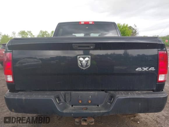 2015 Ram 1500 Tradesman with VIN 3C6RR7KT4FG540718, listed as a IAAI auction lot 42382059 with 197,377 mi miles and . Bid and sale history available at DreamBid. Image 16.