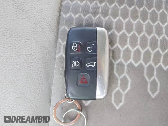 2019 Land Rover Discovery Sport SE with VIN SALCP2FX9KH799136, listed as a IAAI auction lot 43143188 with 96,553 mi miles and . Bid and sale history available at DreamBid. Image 11.