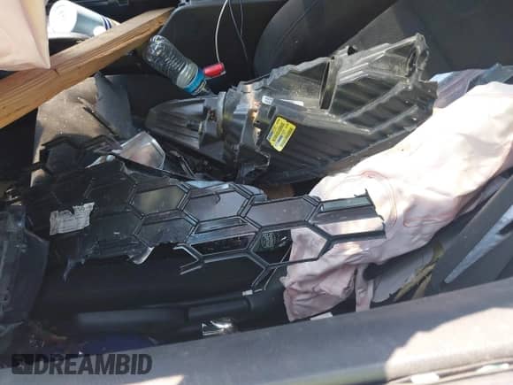 2011 Honda Accord EX with VIN 1HGCS1B79BA001377, listed as a IAAI auction lot 40209633 with 71,364 mi miles and . Bid and sale history available at DreamBid. Image 11.