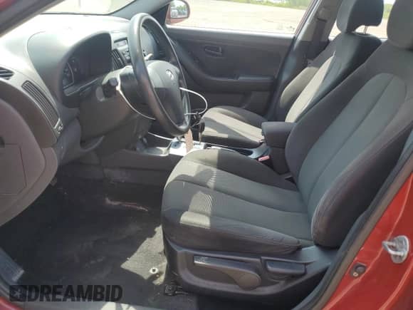 2009 Hyundai Elantra GLS с VIN KMHDU45D59U765005, выставлен на аукционе Copart как лот 63077555 с пробегом 142 582 миль миль и Списание • Salvage title. История ставок и продаж доступна на DreamBid. Изображение 7.