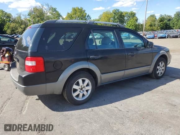 2006 Ford Freestyle SE с VIN 1FMZK01116GA52452, выставлен на аукционе Copart как лот 71237265 с пробегом 179 714 миль миль и Списание • Salvage title. История ставок и продаж доступна на DreamBid. Изображение 3.