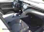 2019 Toyota Camry SE z VIN 4T1B11HK3KU833090, wystawiony jako IAAI lot #43218485 z przebiegiem 78 653 mil mil oraz . Historia ofert i sprzedaży dostępna na DreamBid. Obrazek 5.