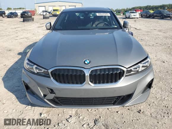 2023 BMW 3 Series 330i xDrive с VIN 3MW89FF00P8D29281, выставлен на аукционе Copart как лот 68644525 с пробегом 48 140 миль миль и Списание • Salvage title. История ставок и продаж доступна на DreamBid. Изображение 5.
