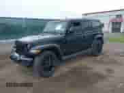 2021 Jeep Wrangler Unlimited Sahara Altitude z VIN 1C4HJXEG2MW622665, wystawiony jako IAAI lot #42257397 z przebiegiem 36 406 mil mil oraz . Historia ofert i sprzedaży dostępna na DreamBid. Obrazek 17.
