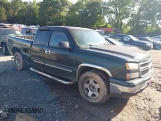 2006 Chevrolet Silverado 1500 LT1 с VIN 1GCEK19B16Z231679, выставлен на аукционе IAAI как лот 42541914 с пробегом 254 460 миль миль и . История ставок и продаж доступна на DreamBid. Изображение 1.
