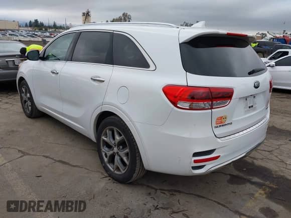 2017 Kia Sorento SXL с VIN 5XYPK4A55HG319359, выставлен на аукционе IAAI как лот 41524367 с пробегом 105 913 миль миль и . История ставок и продаж доступна на DreamBid. Изображение 3.