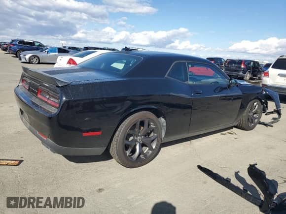 2017 Dodge Challenger SXT с VIN 2C3CDZAG6HH665692, выставлен на аукционе Copart как лот 82241735 с пробегом 59 514 миль миль и Списание • Salvage title. История ставок и продаж доступна на DreamBid. Изображение 3.