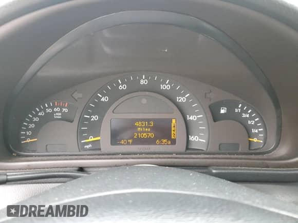 2004 Mercedes-Benz C 240 with VIN WDBRF81JX4F450669, listed as a Copart auction lot 85818444 with 210,570 mi miles and Salvage title. Bid and sale history available at DreamBid. Image 9.