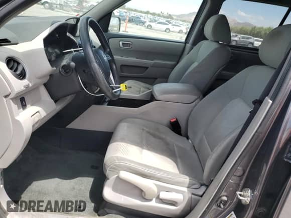 2015 Honda Pilot LX с VIN 5FNYF3H24FB012445, выставлен на аукционе Copart как лот 63693225 с пробегом 130 988 миль миль и Списание • Salvage title. История ставок и продаж доступна на DreamBid. Изображение 7.