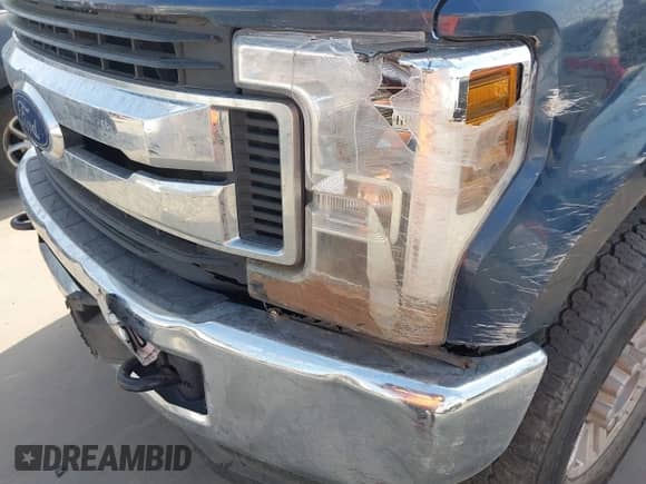 2019 Ford F-250 Lariat z VIN 1FT7W2B62KEG32417, wystawiony jako IAAI lot #43492345 z przebiegiem 85 837 mil mil oraz . Historia ofert i sprzedaży dostępna na DreamBid. Obrazek 6.