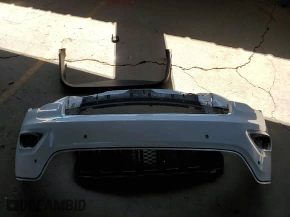 2021 Jeep Grand Cherokee Limited с VIN 1C4RJEBG5MC783624, выставлен на аукционе Copart как лот 54219445 с пробегом 66 020 миль миль и Списание • Salvage title. История ставок и продаж доступна на DreamBid. Изображение 13.