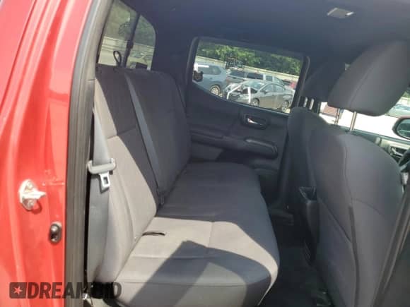 2016 Toyota Tacoma SR z VIN 5TFCZ5ANXGX029551, wystawiony jako Copart lot #66370925 z przebiegiem 171 031 mil mil oraz Szkoda całkowita • Salvage title. Historia ofert i sprzedaży dostępna na DreamBid. Obrazek 10.