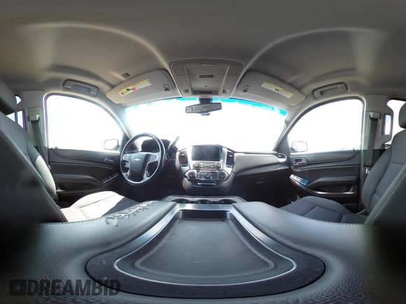 2016 Chevrolet Tahoe LS z VIN 1GNSCAEC2GR378293, wystawiony jako IAAI lot #43112552 z przebiegiem 230 367 mil mil oraz . Historia ofert i sprzedaży dostępna na DreamBid. Obrazek 19.