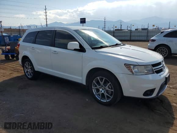 2019 Dodge Journey GT with VIN 3C4PDDEG2KT746004, listed as a Copart auction lot 69322815 with 135,050 mi miles and Clean title. Bid and sale history available at DreamBid. Image 4.