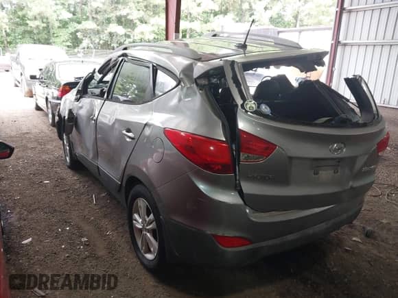 2012 Hyundai Tucson GLS with VIN KM8JU3AC7CU388341, listed as a IAAI auction lot 43014447 with 35,375 mi miles and . Bid and sale history available at DreamBid. Image 3.