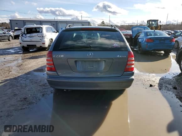 2005 Mercedes-Benz C 240 with VIN WDBRH81J05F552977, listed as a Copart auction lot 85506104 with 185,373 mi miles and Clean title. Bid and sale history available at DreamBid. Image 6.