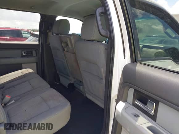 2013 Ford F-150 XL z VIN 1FTFW1CF2DFD55169, wystawiony jako IAAI lot #42569761 z przebiegiem 251 482 mil mil oraz . Historia ofert i sprzedaży dostępna na DreamBid. Obrazek 8.