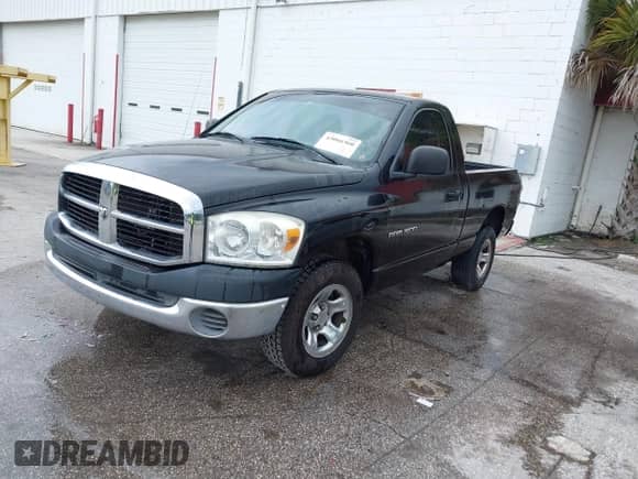 2007 Dodge 1500 ST с VIN 1D7HA16K47J570933, выставлен на аукционе IAAI как лот 43066360 с пробегом 234 692 миль миль и . История ставок и продаж доступна на DreamBid. Изображение 2.