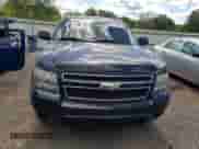 2011 Chevrolet Suburban LS с VIN 1GNSKHE35BR376672, выставлен на аукционе Copart как лот 69775825 с пробегом 132 908 миль миль и Списание • Salvage title. История ставок и продаж доступна на DreamBid. Изображение 5.