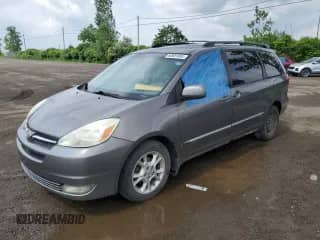 2004 Toyota Sienna XLE z VIN 5TDBA22C84S005135, wystawiony jako Copart lot #60681885 z przebiegiem 268 909 mil mil oraz Szkoda całkowita • Salvage title. Historia ofert i sprzedaży dostępna na DreamBid. Obrazek 1.